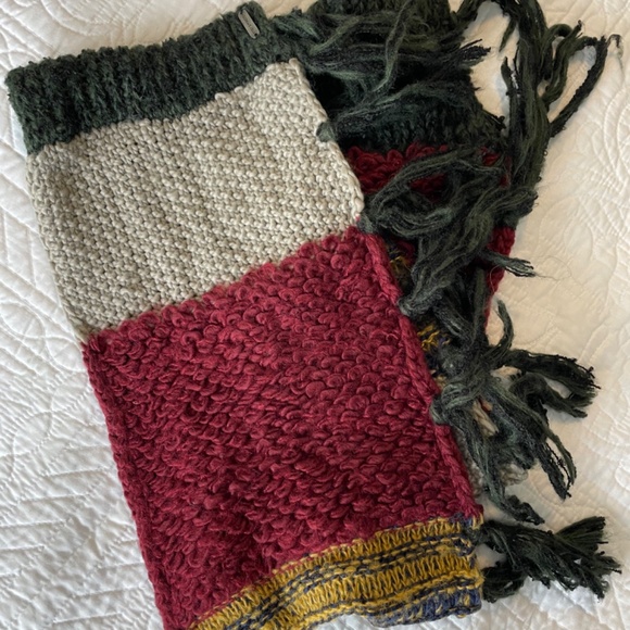 Infinity Scarf - Picture 2 of 3